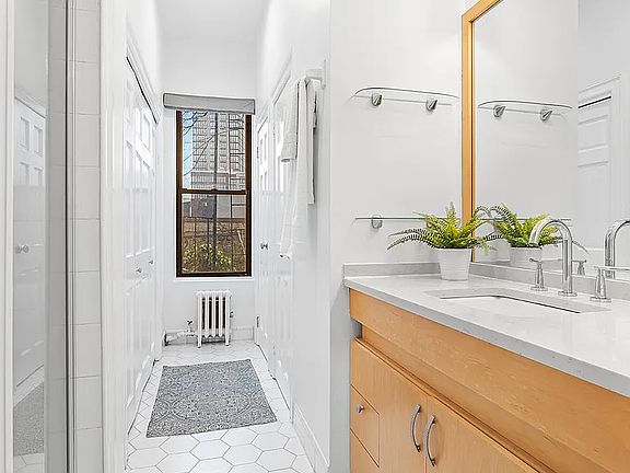 5th image of 185 Saint Marks Ave APT 1R