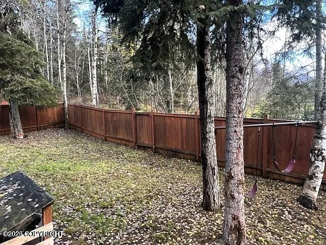 19101 Danny Dr — Photo 4