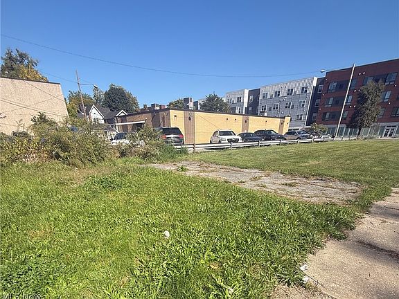 5th image of 5129 Dolloff Rd
