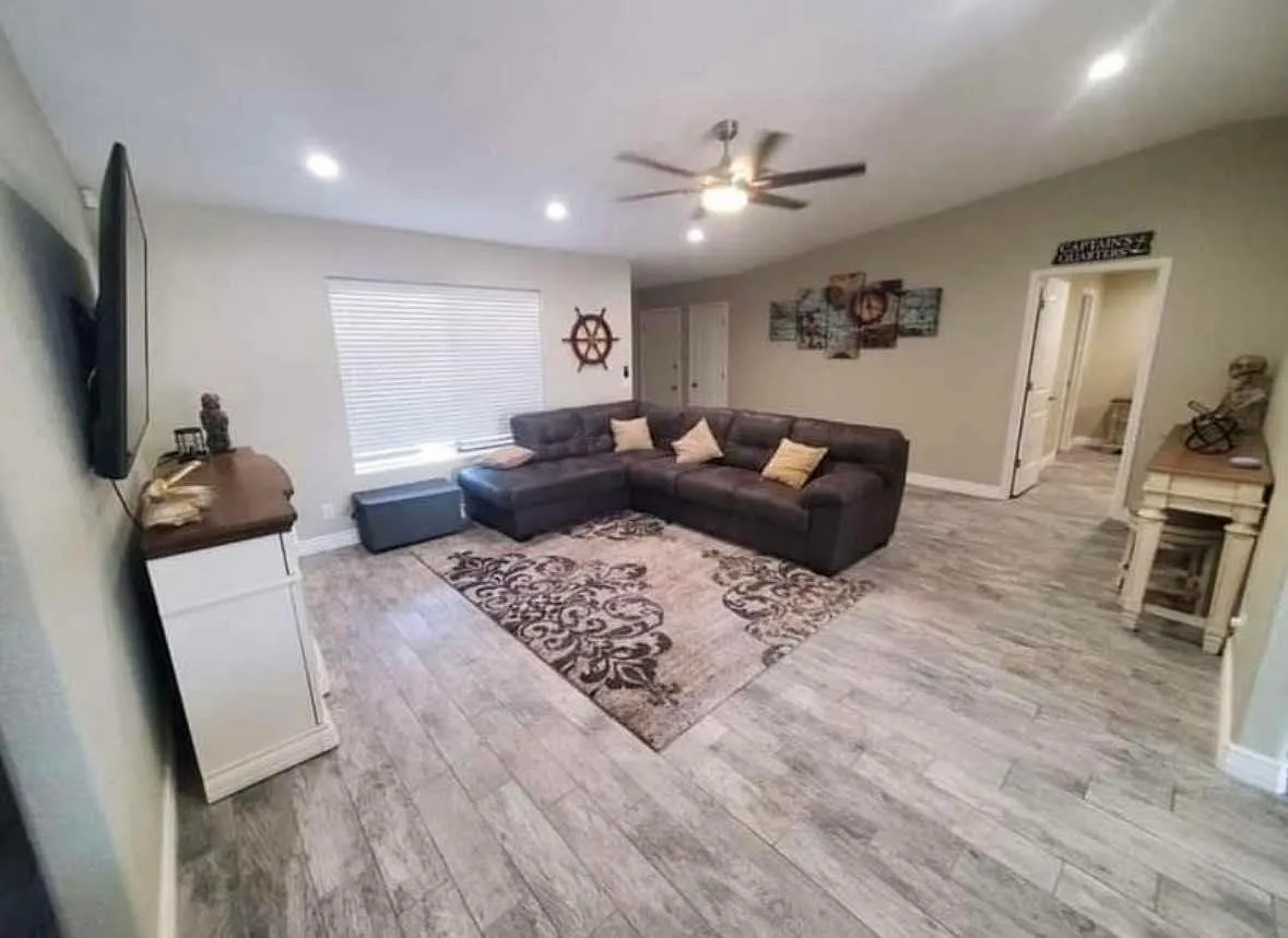 3 bed, 1546 sqft, $2,200 — Photo 3
