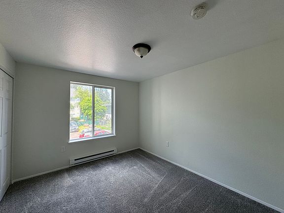 5th image of 312-318 SE 160th Ave #318-01