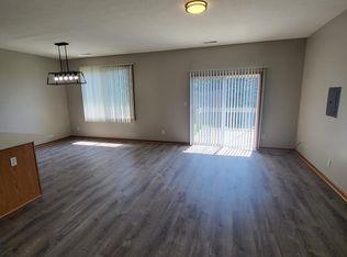 10394 Monarch Rd UNIT 3, Roscoe, IL 61073