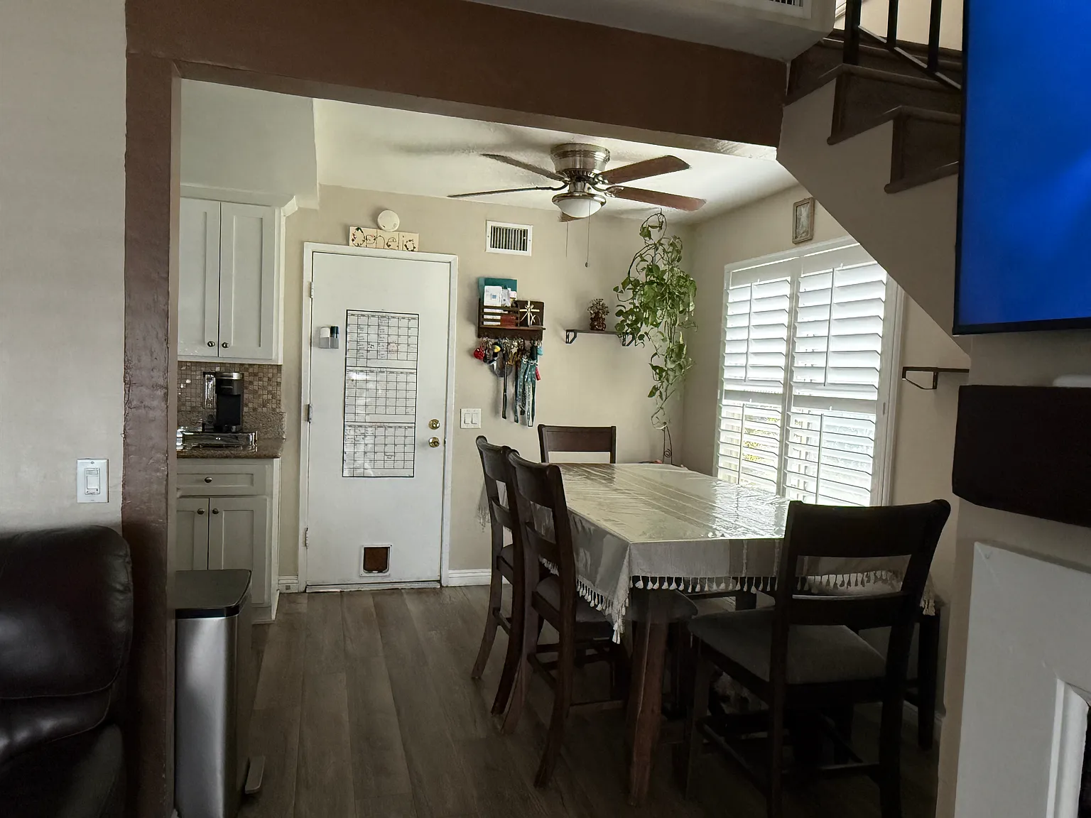 2 bed, 979 sqft, $3,375 — Photo 4