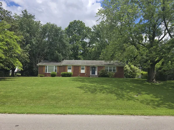 310 Hillaire Dr, Hopkinsville, KY 42240
