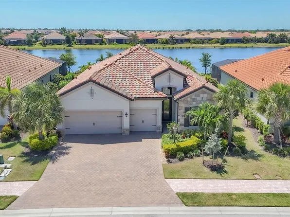 7036 Highgate Ln, Bradenton, FL 34202
