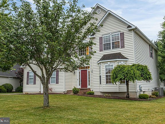 4th image of 450 Orchard Grove Way