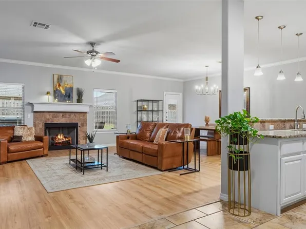 3225 Wakefield Rd, Edmond, OK 73034