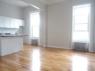 Rented by Next Door Realty NYC