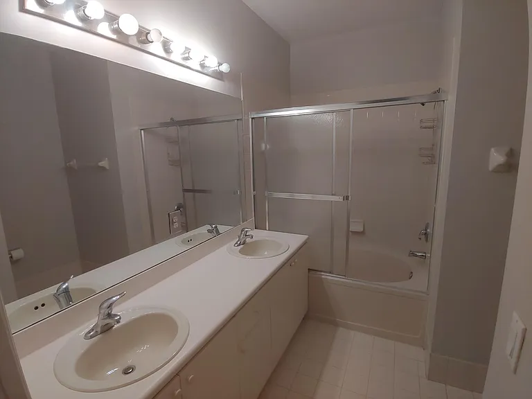 2108 Shoma Dr — Photo 5