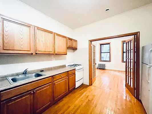 Rented by Highline Residential | media 10