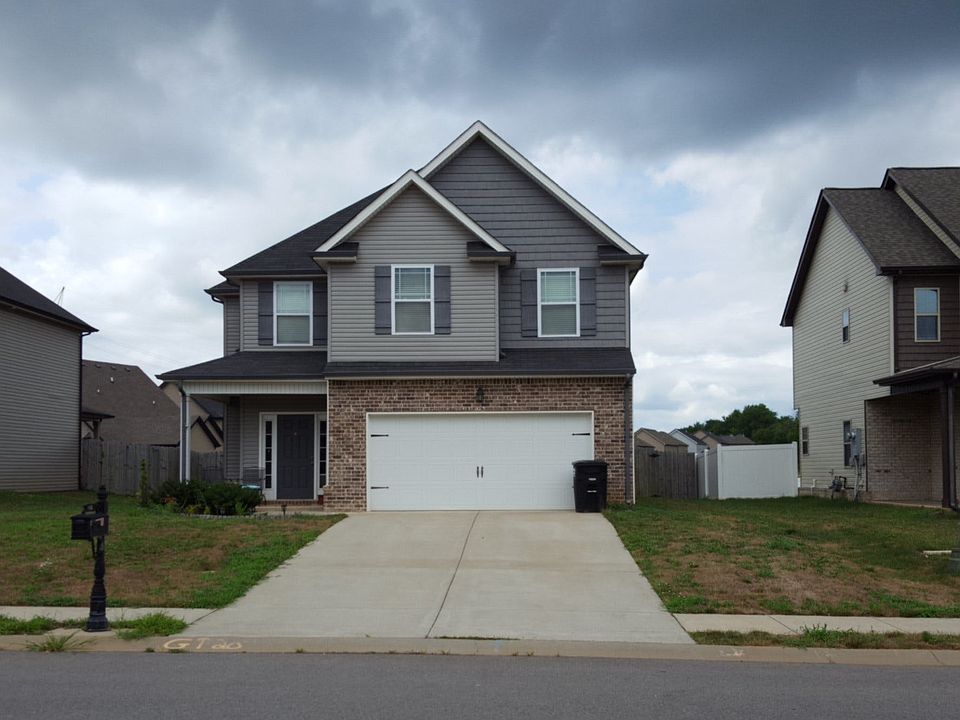 1st image of 895 Isaac Dr