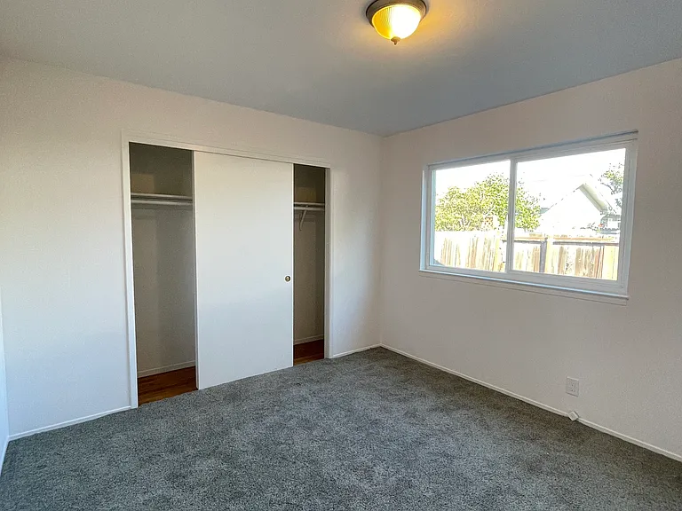 986 Haven Ave — Photo 7