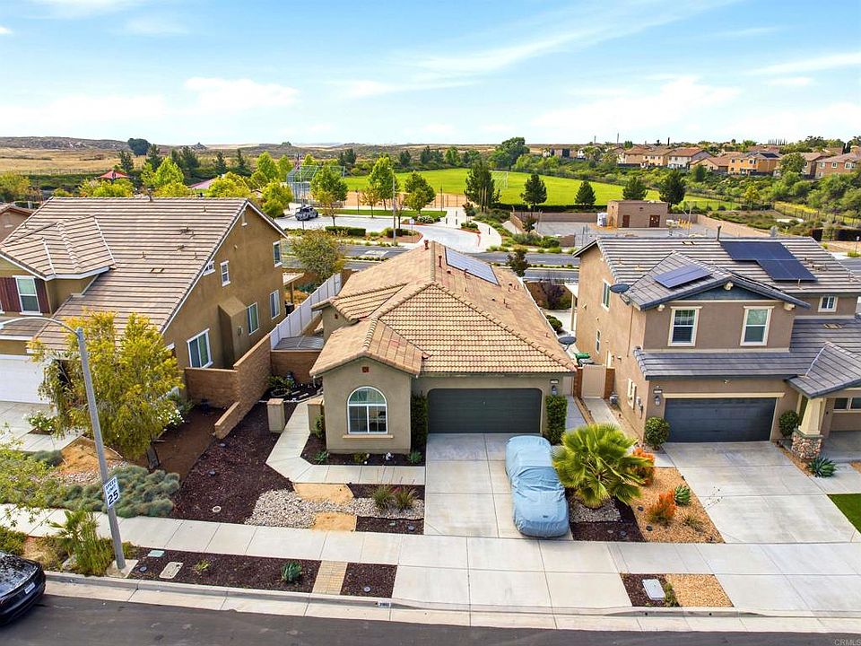 1st image of 31869 Straw Lily Dr