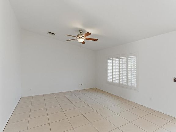 5th image of 1341 Nile Dr