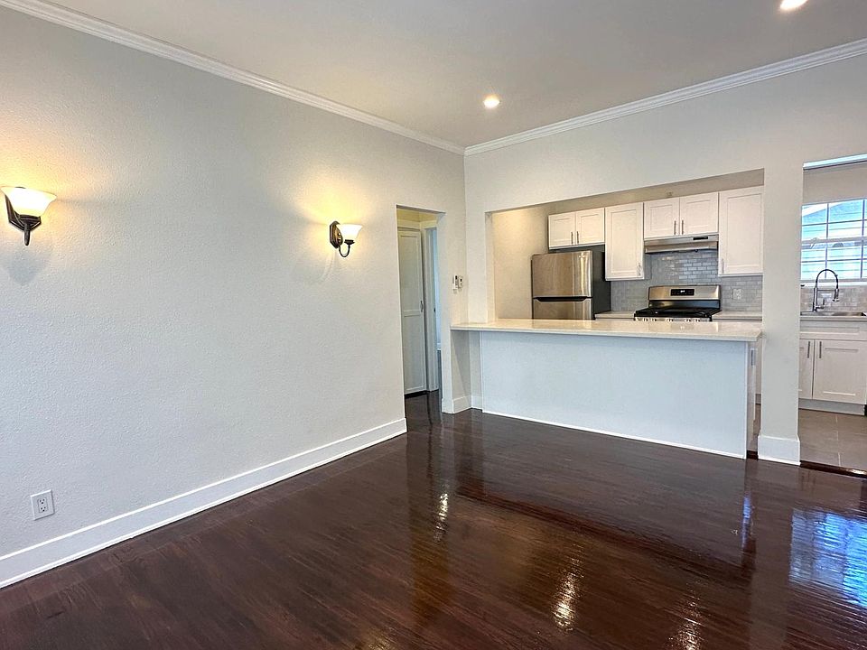 1st image of 131 Olive St #L