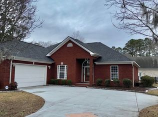 137 Waterhall Dr, Murrells Inlet, SC 29576