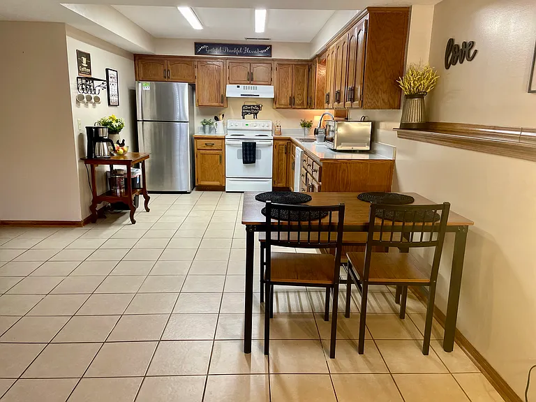 Open kitchen and eating area