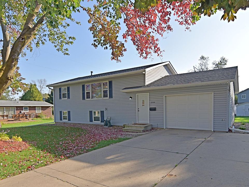 1st image of 2304 S 6th St