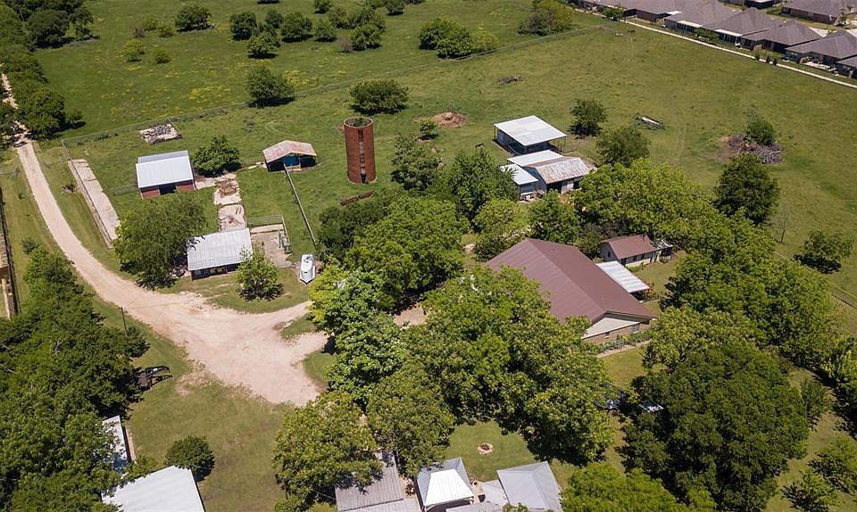 1600 E Debbie Ln, Mansfield, TX 76063 MLS 20088352 Zillow