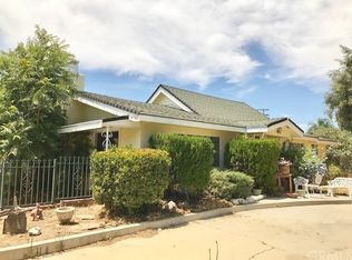 27225 Yale St, Hemet, CA 92544