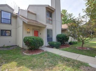 33 Colony West Dr #33, Champaign, IL