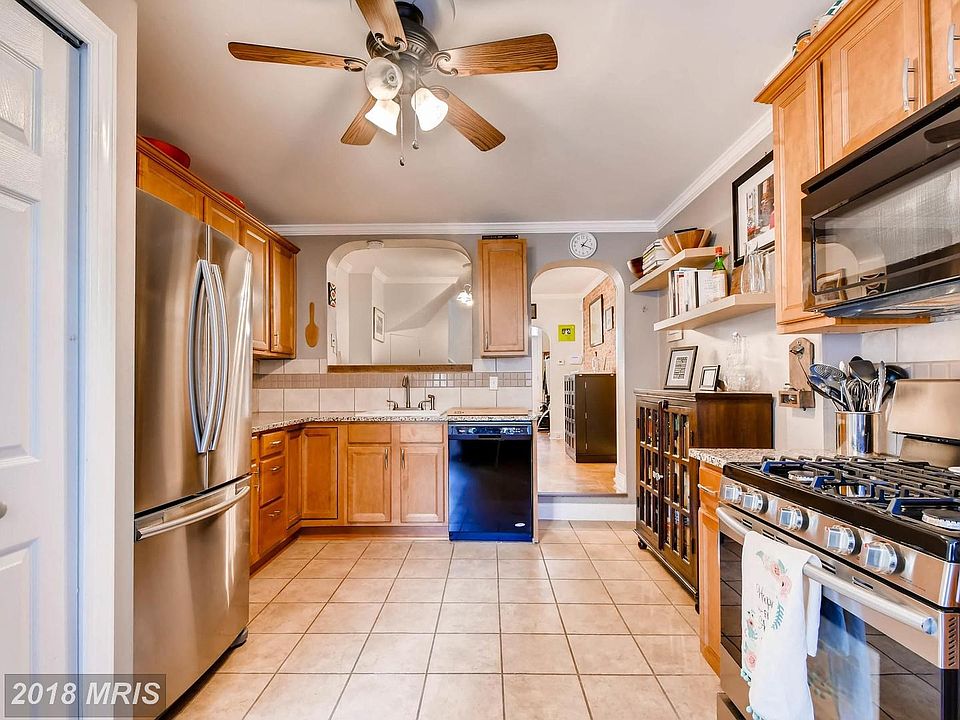 Spacious Kitchen with Recently New Appliances