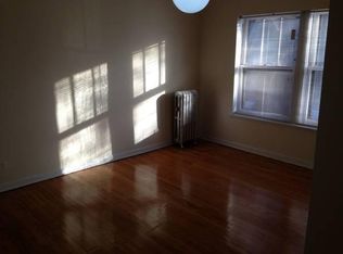 4035 N Greenview Ave APT 2N, Chicago, IL 60613