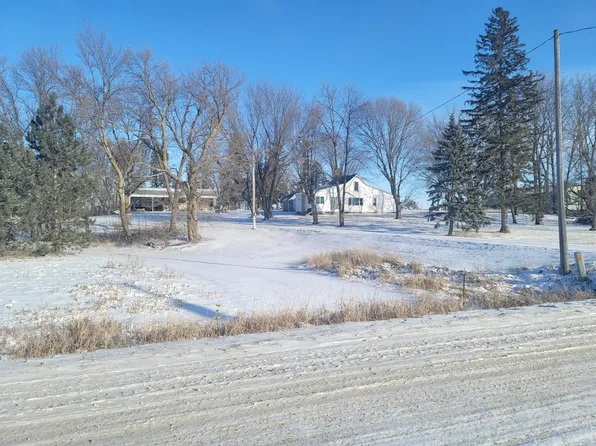 7104 SW 18th St, Owatonna, MN 55060