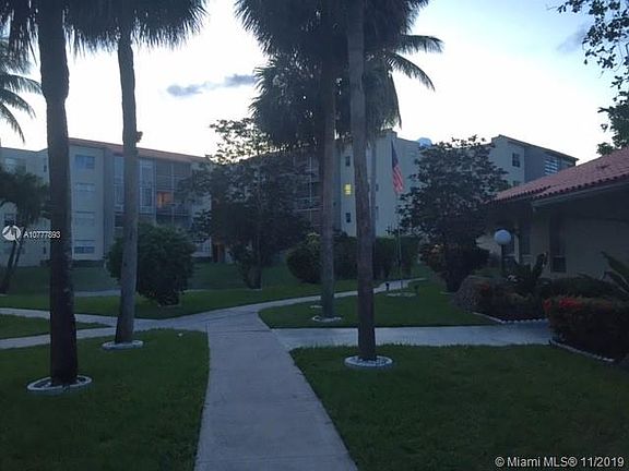 3rd image of 1830 SW 81st Ave APT 4100