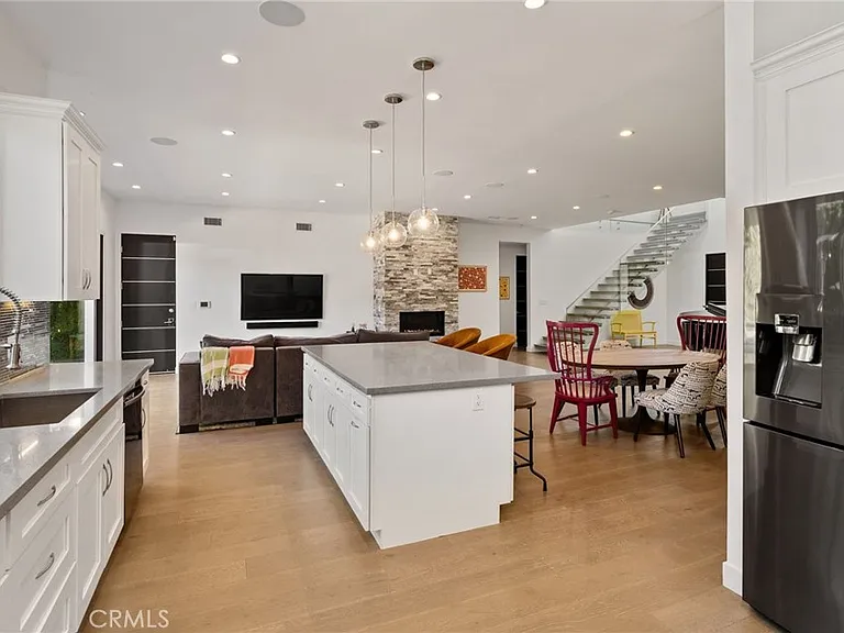 5541 Matilija Ave — Photo 11