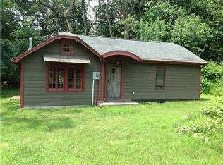 128 Greenbush Rd, Tappan, NY 10983