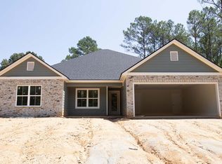 33 Ihagee Creek Cir, Fort Mitchell, AL 36856