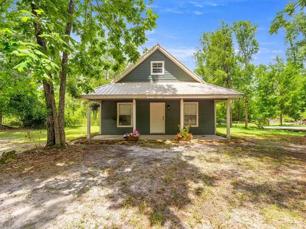 694 SW Quarter Lane, Fort White, FL 32038