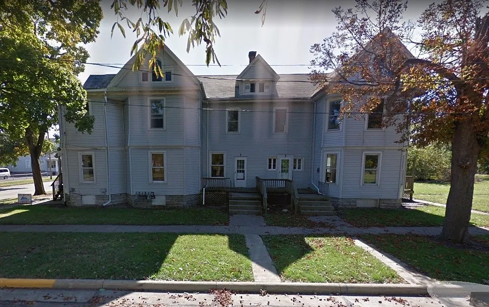801 Warren St
