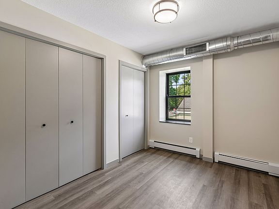 4th image of 321 6th St E Unit 9