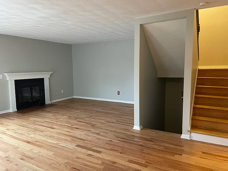 7560 Toweron Ln — Photo 6