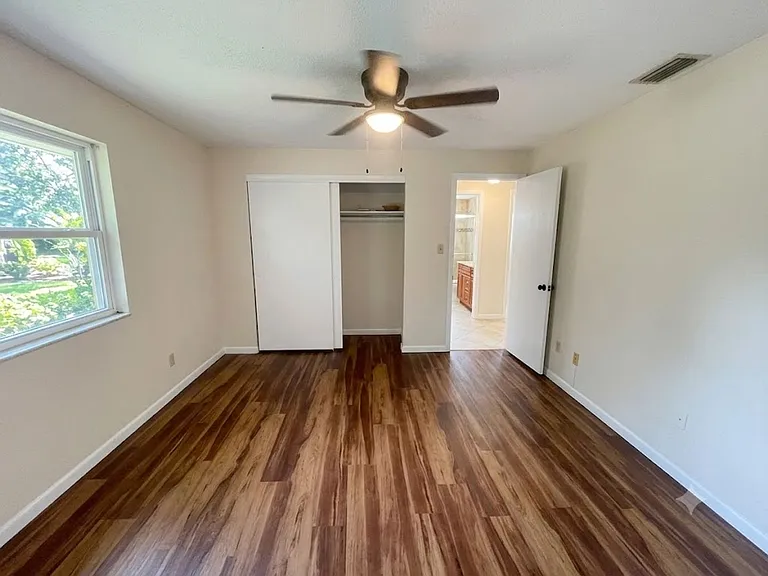 1102 Elmwood St #G — Photo 10