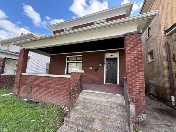 1242 Ridge Ave, Steubenville, OH 43952