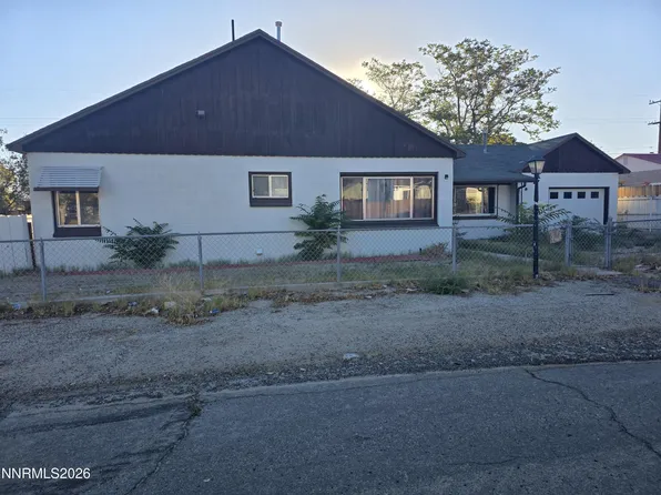 654 H St, Hawthorne, NV 89415