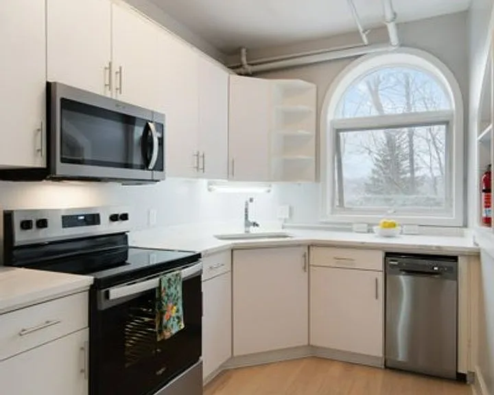 504 Stewart Ave — Photo 162
