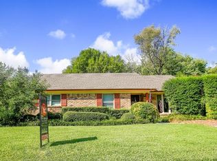 924 W Northgate Dr, Irving, TX 75062