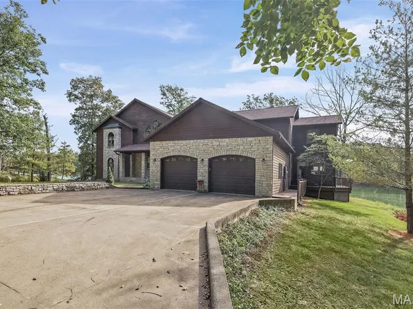 190 Greenview Rd, Centralia, IL 62801