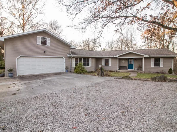 835 Taylor St, Greenville, IL 62246