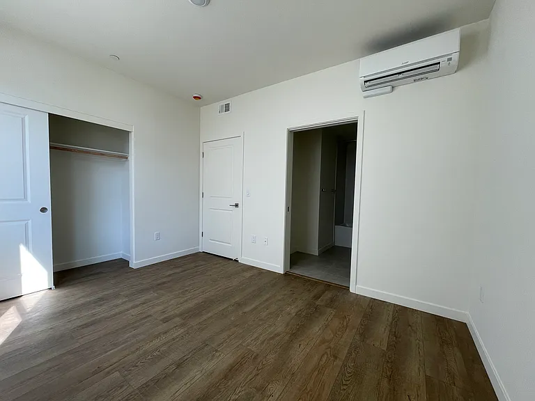 3 Healdsburg Ave — Photo 38