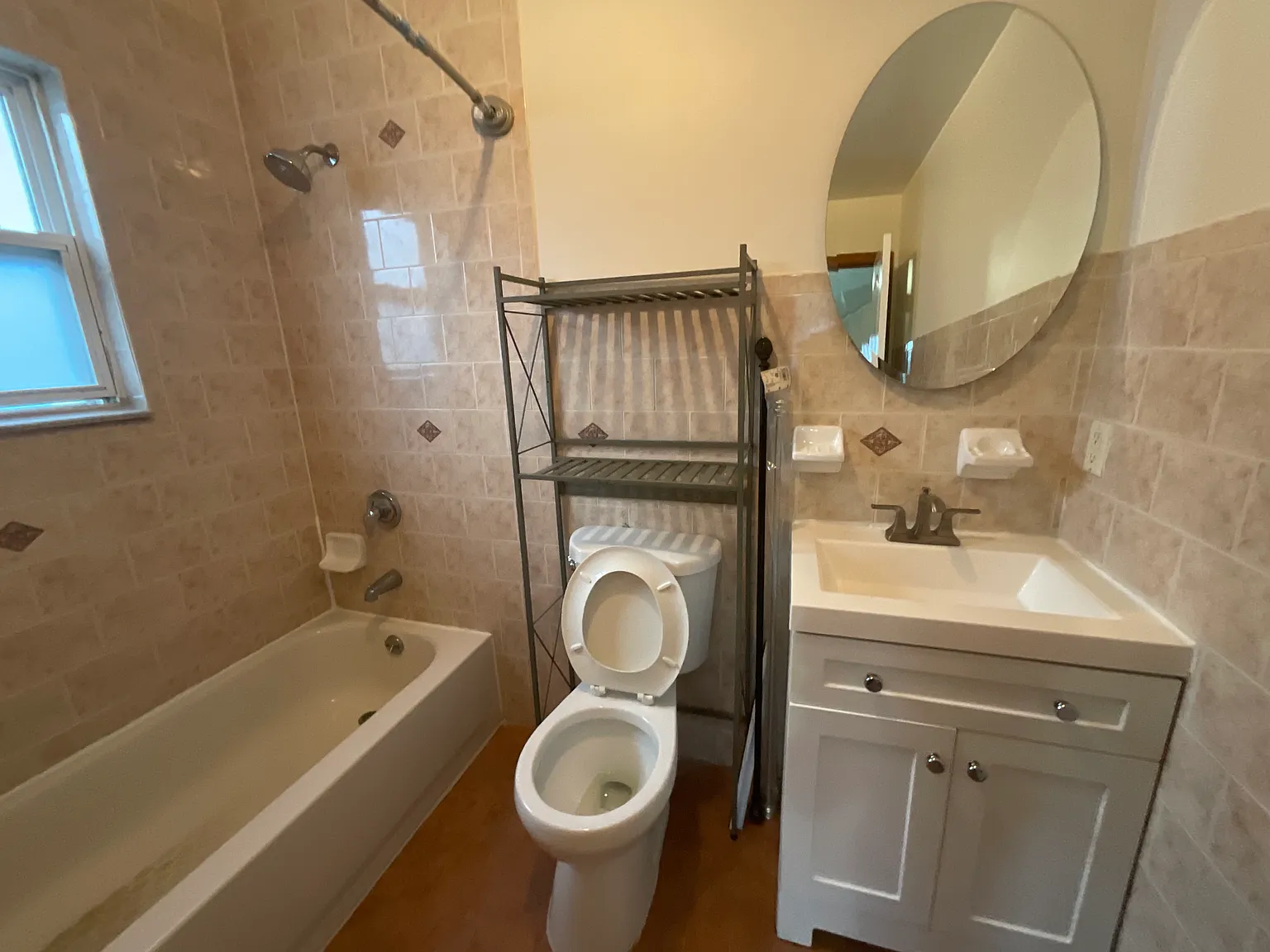 3 bed, $3,250 — Photo 2