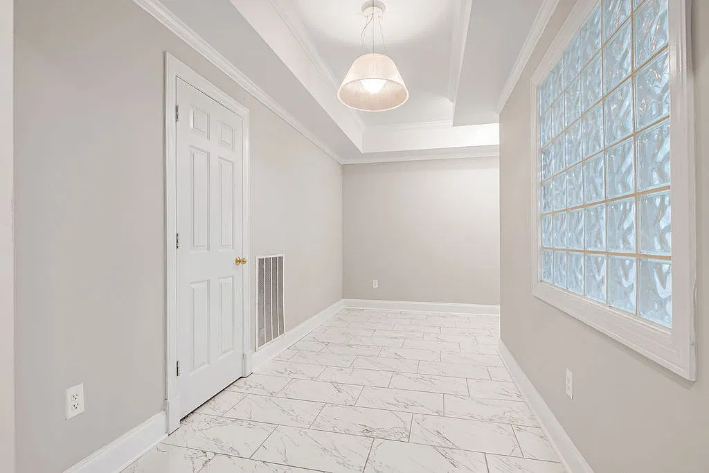 2 bed, 2.0 bath, 1187 sqft, $2,000 — Photo 4