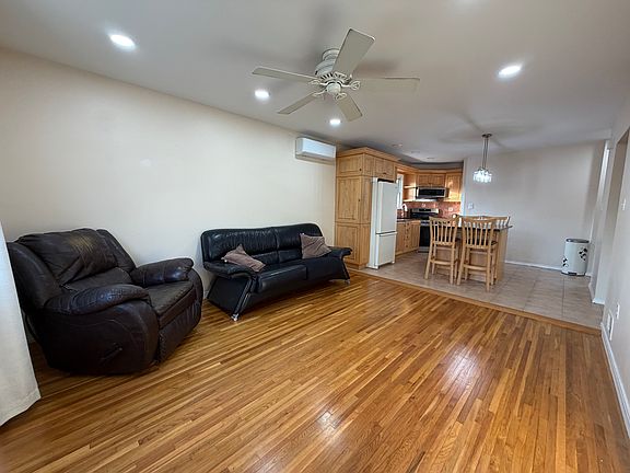5th image of 97 Spratt Ave Floor 2