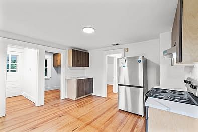 4th image of 37 Gridley St Unit 3
