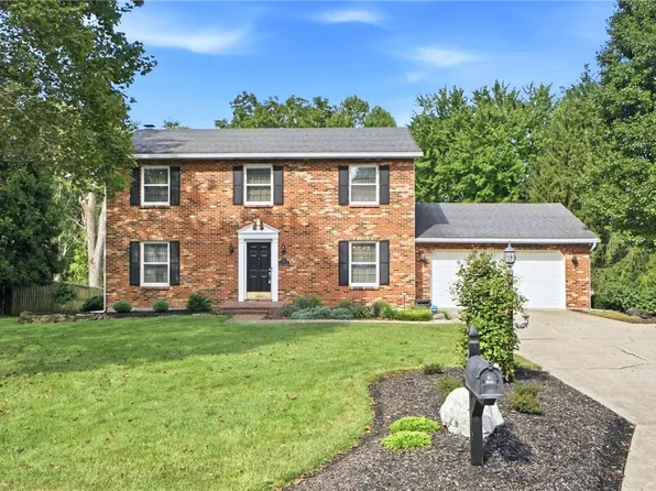 20 Robinglen Ct, Springboro, OH 45066