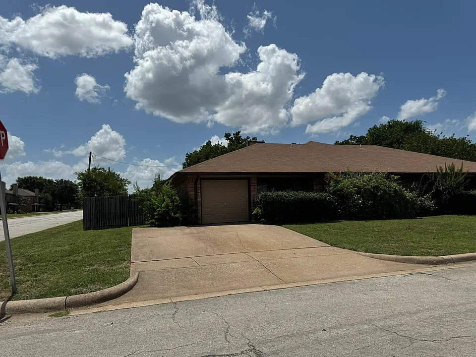 4501 Mizzenmast Ct